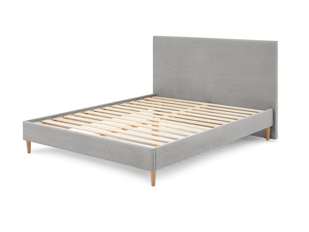 Rama łóżka ANJA z listwami z litego drewna i nóżkami z drewna naturalnego 140 x 190 cm