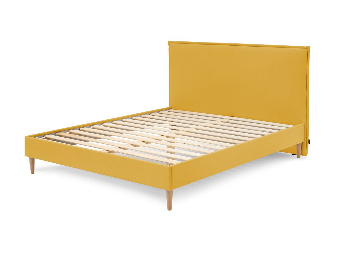 Structure de lit SARY avec lattes massives pieds bois naturel 180 x 200 cm